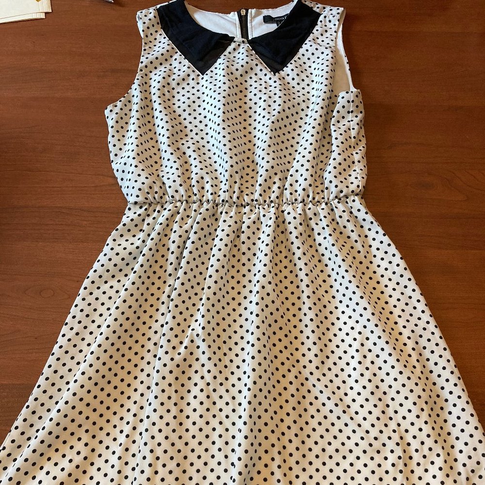 Forever 21 White & Black Polka Dot Collared Dress